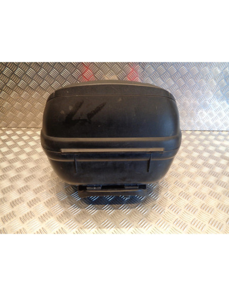 top case givi pour moto scooter