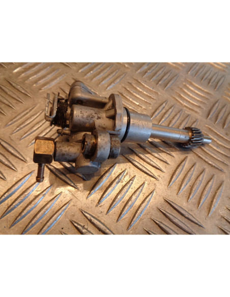 pompe a huile scooter kymco 50 agility 2 temps 12 pouces