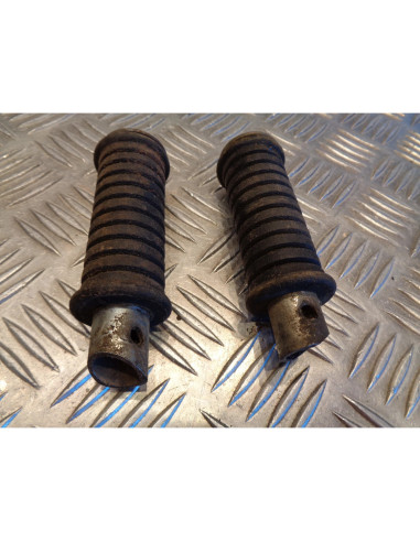 paire cale repose pied arriere moto suzuki 50 ts