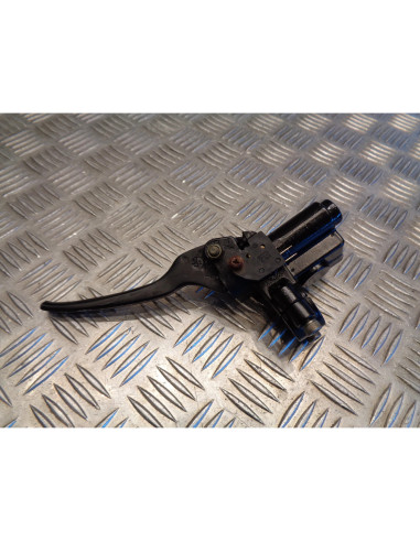 maitre cylindre frein avant scooter peugeot 50 kisbee 4 temps
