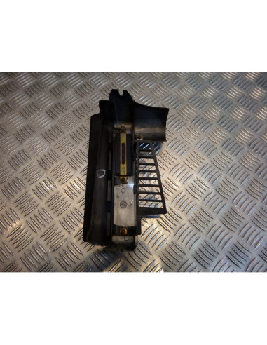 cache lateral radiateur droit moto honda vf 700 c magna rc21