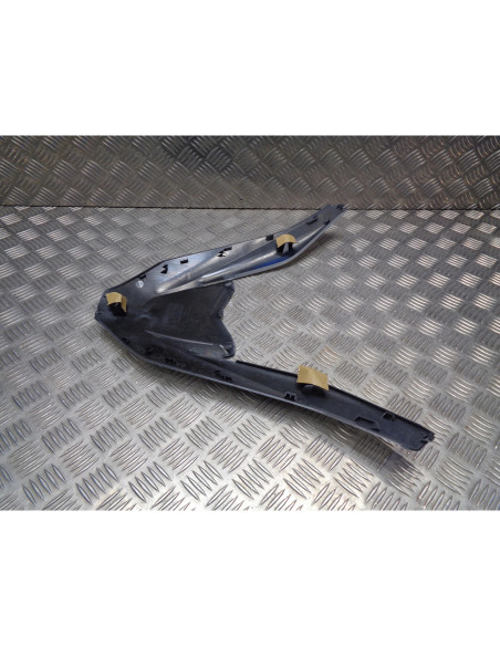 cache avant centrale coque blanc scooter honda 125 pcx apres 2021carrosserie car