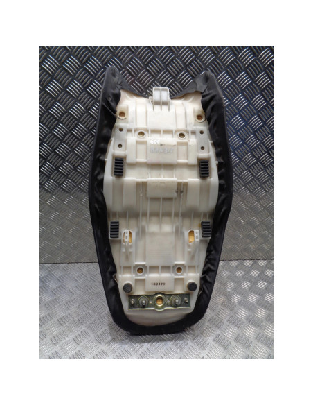 selle assise moto suzuki gsf 600 bandit js1a8 2000 - 04