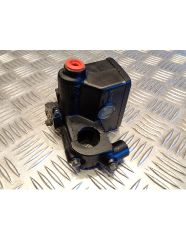 maitre cylindre frein avant moto suzuki gsf 600 bandit js1a8 2000 - 04