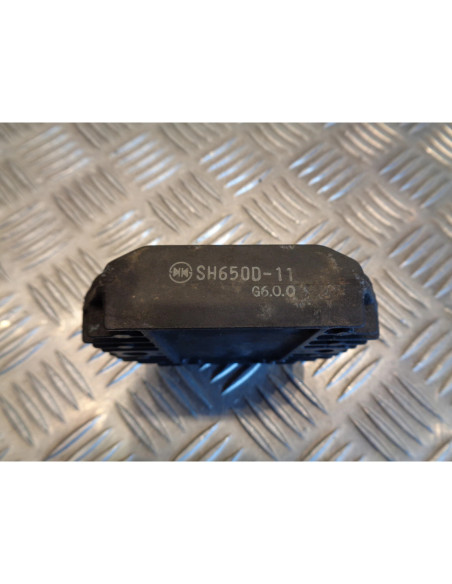 regulateur charge batterie scooter yamaha 125 x max se32 2006-09 skycruiser xmax