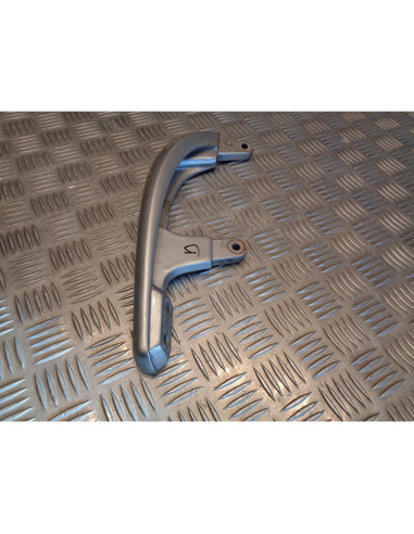 poignee maintien passager droit scooter yamaha 125 x max se32 2006-09 skycruiser