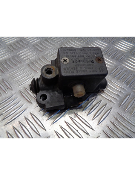 maitre cylindre frein avant scooter piaggio 50 liberty phase 1 1997 - 2005 2 tem