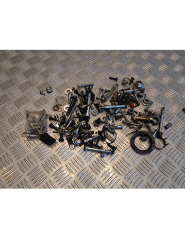 kit visserie ecrou vis scooter piaggio 50 liberty 2 temps c42500 2009