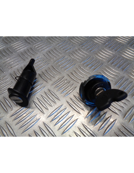 kit neiman serrure selle scooter piaggio 50 liberty 2 temps c42500 2009