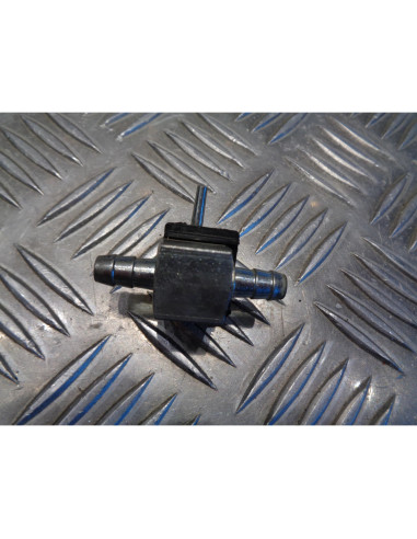 robinet essence supplementaire universel scooter piaggio 50 liberty 2 temps c425