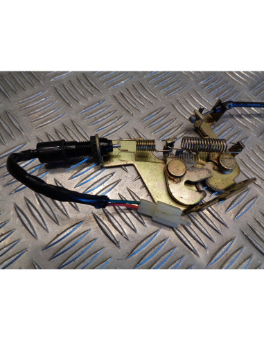 mecanisme verrouillage ouverture selle capteur contacteur scooter kymco 250 ego