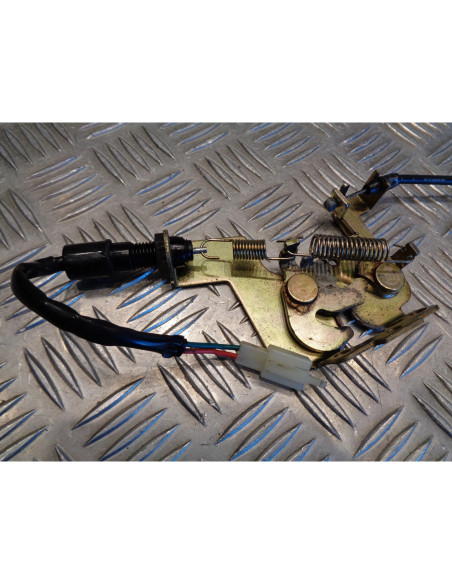 mecanisme verrouillage ouverture selle capteur contacteur scooter kymco 250 ego