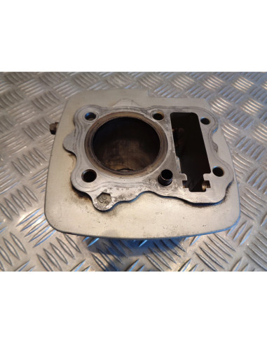 cylindre moto kymco 125 stryker