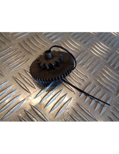 pignon entre roue libre et demarreur scooter kymco 125 ego