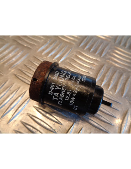 centrale clignotant scooter kymco 125 ego