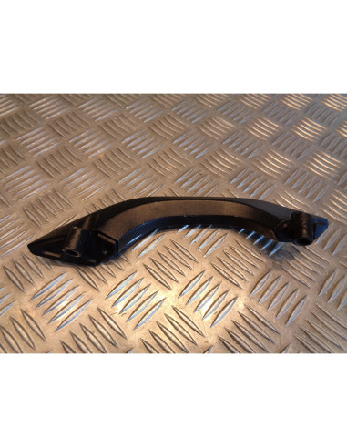 poignee maintien passager arriere droit scooter suzuki 50 ap