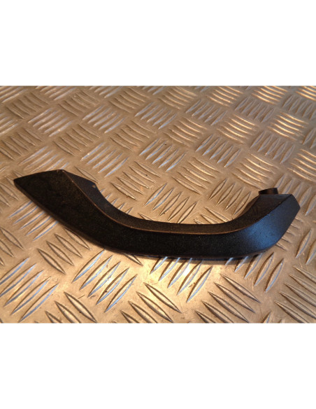 poignee maintien passager arriere droit scooter suzuki 50 ap