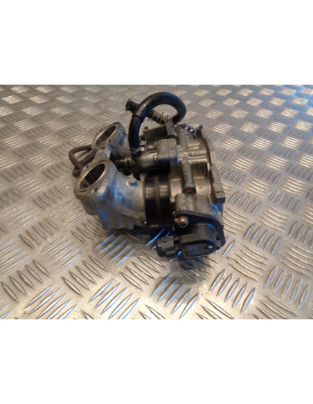 corps boitier papillon injection gaz scooter honda fjs 600 silverwing 2002