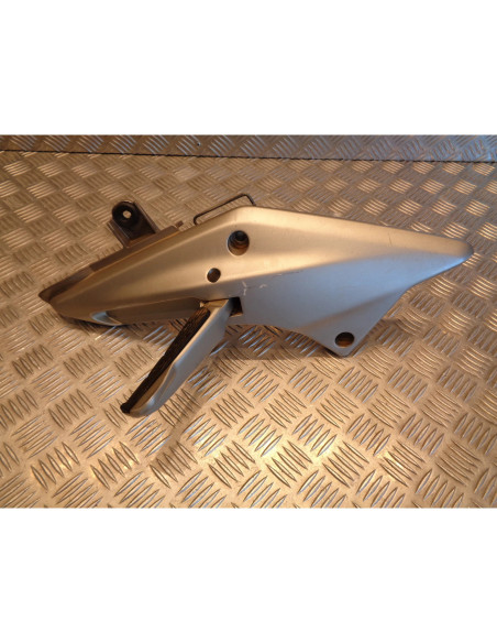 platine repose cale pied arriere droit scooter honda fjs 600 silverwing 2002