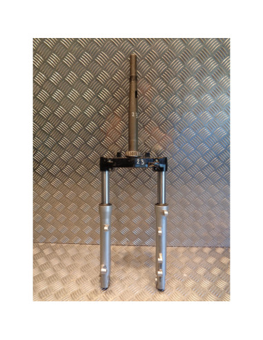 fourche pour scooter chinois 50 125 cc gy6 n23