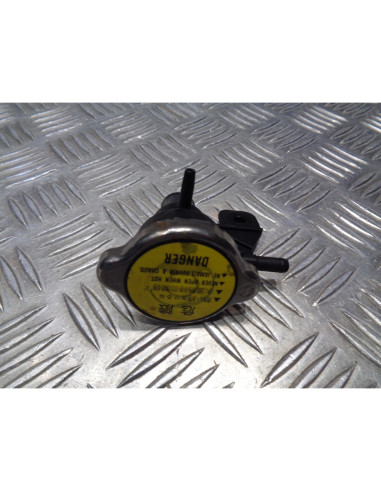 bouchon remplissage eau scooter kymco 125 grand dink 2001 - 2007