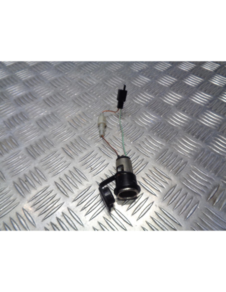 prise allume cigare scooter kymco 125 grand dink 2001 - 2007