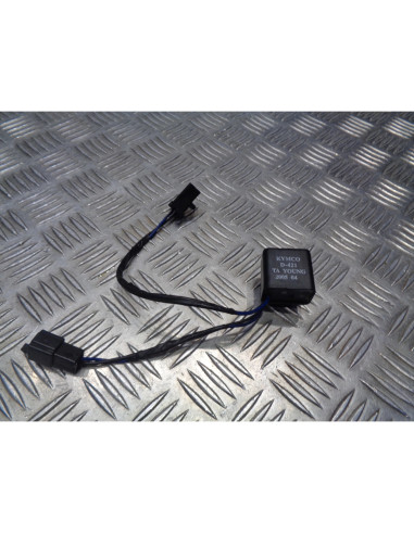 relais de ventilateur d-421 scooter kymco 125 grand dink 2001 - 07 ego movie xl