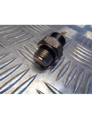 sonde radiateur eau temperature moto honda 125 cbr jc34a mlhjc34a