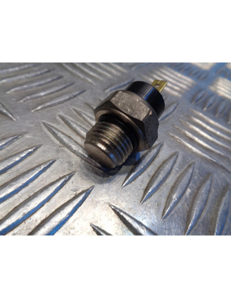 sonde radiateur eau temperature moto honda 125 cbr jc34a mlhjc34a