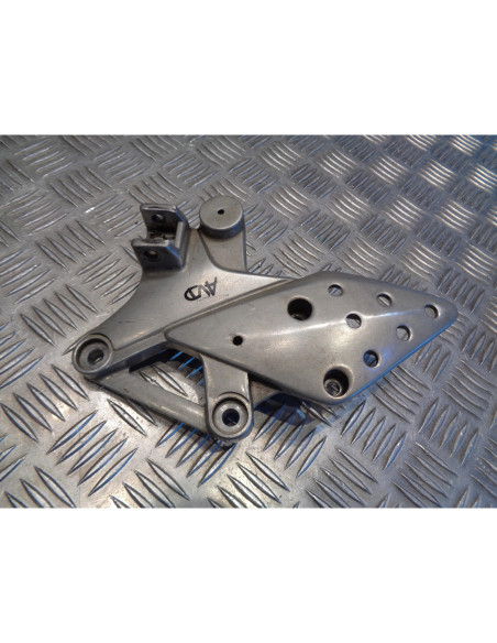 platine repose cale pied avant droit moto honda 125 cbr jc34a mlhjc34a