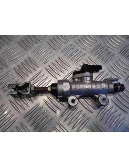 maitre cylindre frein arriere moto honda 125 cbr jc34a mlhjc34a