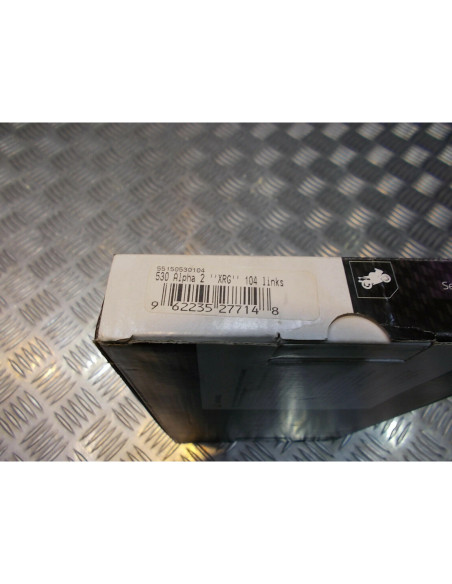 chaine transmission renforce moto tsubaki 530 alpha 2 xrg 104 maillons or 450354