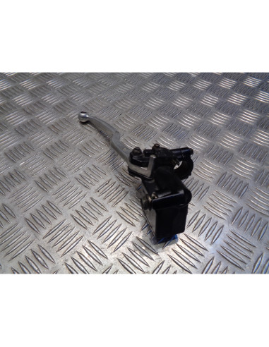 maitre cylindre frein arriere scooter suzuki an 400 burgman js1au wvau 1999 - 02