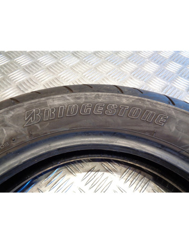 pneu scooter Bridgestone b03 hoop 110 / 90 - 12 64l occasion