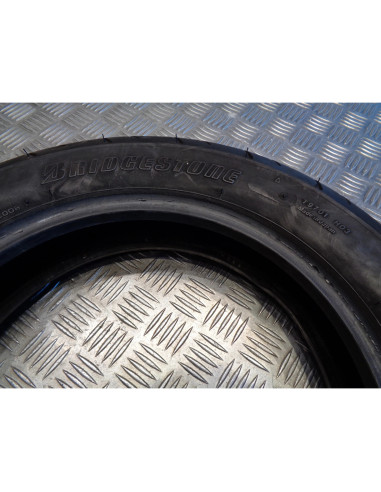 pneu scooter Bridgestone b03 hoop 110 / 90 - 12 64l occasion