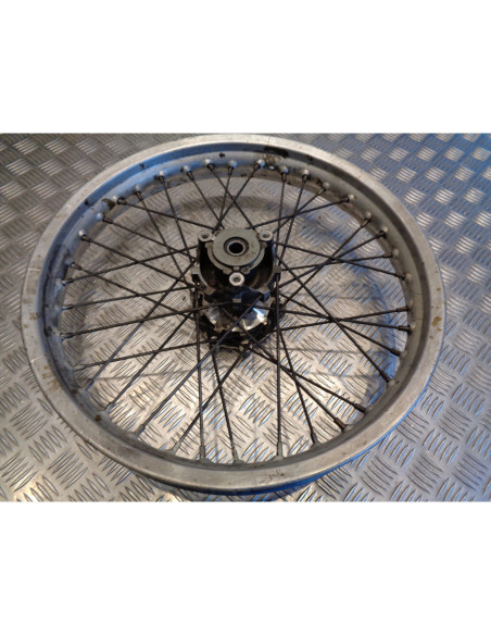 jante arriere moto peugeot 50 xp7 b 6.108.117971 18 pouces