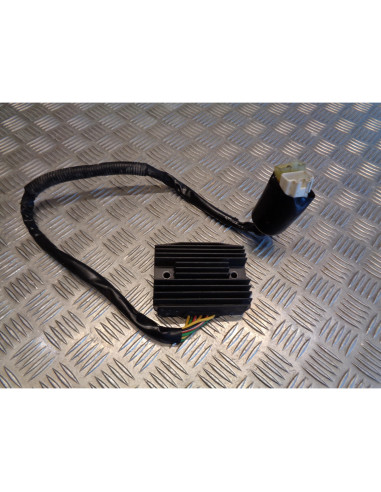 regulateur charge batterie moto honda cbr 1100 xx sc35