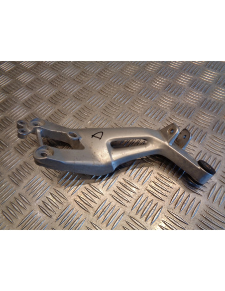platine repose cale pied arriere droit moto honda cbr 1100 xx sc35