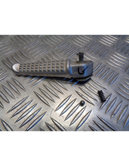 cale repose pied arriere gauche moto honda cbr 1100 xx sc35