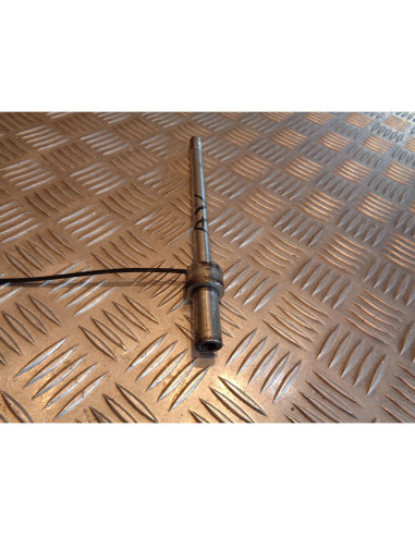 axe entretoise roue avant scooter aprilia 125 atlantic zd4sp 2003 - 09