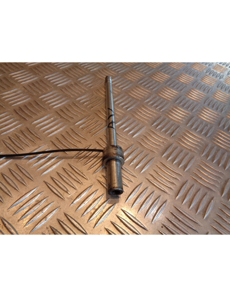 axe entretoise roue avant scooter aprilia 125 atlantic zd4sp 2003 - 09