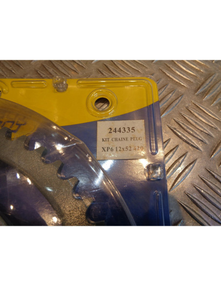 kit chaine renforce pas 420 pignon 12 x couronne 52 dents moto peugeot 50 xp6 sa