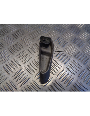 cale repose pied gauche scooter chinois generic 50 onyx 4 temps ge137qmb-2b