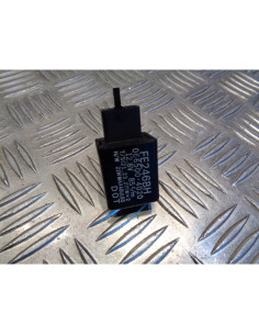 centrale clignotant scooter honda fes 125 pantheon 4 temps jf12a 2003 - 2007