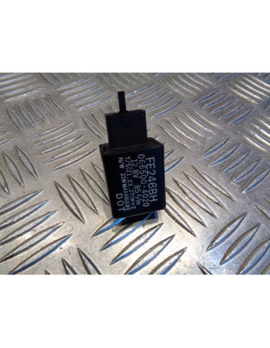 centrale clignotant scooter honda fes 125 pantheon 4 temps jf12a 2003 - 2007