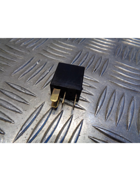 relais electrique scooter honda fes 125 pantheon 4 temps jf12a 2003 - 07