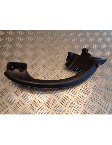 poignee maintien passager arriere gauche scooter piaggio 125 x9