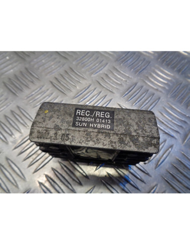 regulateur charge batterie scooter piaggio 125 x9