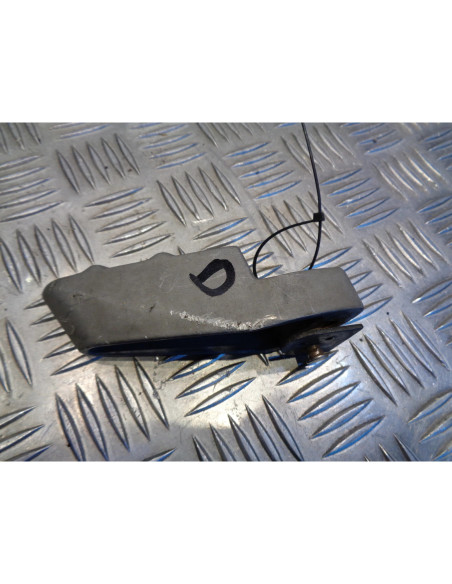 cale repose pied droit scooter chinois generic 50 onyx 4 temps ge137qmb-2b