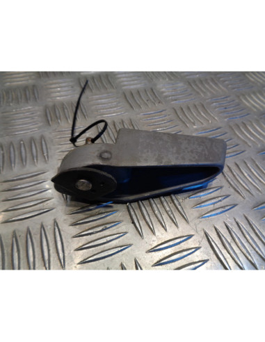 cale repose pied droit scooter chinois generic 50 onyx 4 temps ge137qmb-2b